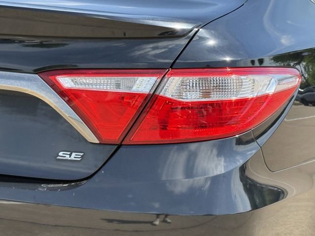 Used 2015 Toyota Camry SE FWD image 7
