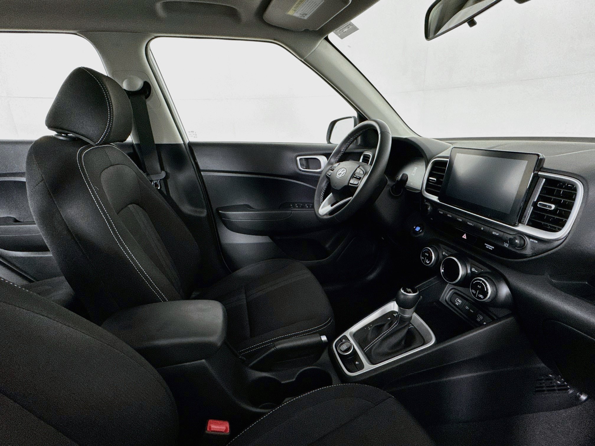Used 2026 Hyundai Venue SEL FWD image 46