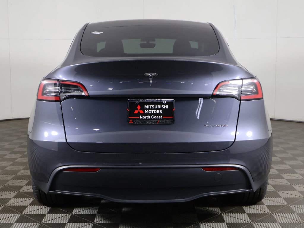 Used 2023 Tesla Model Y Long Range AWD/4WD image 13