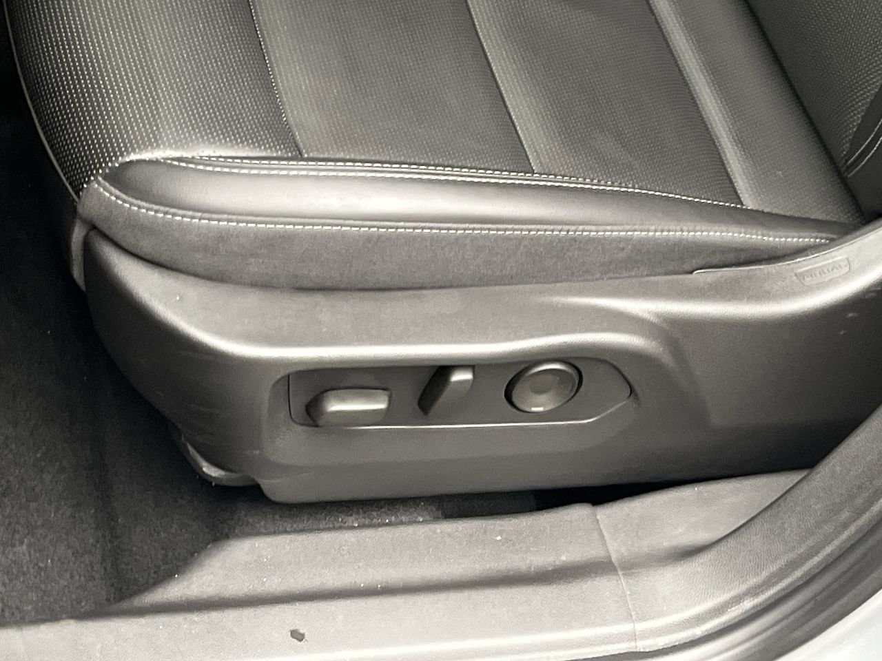 Certified 2024 Buick Envision Preferred image 11