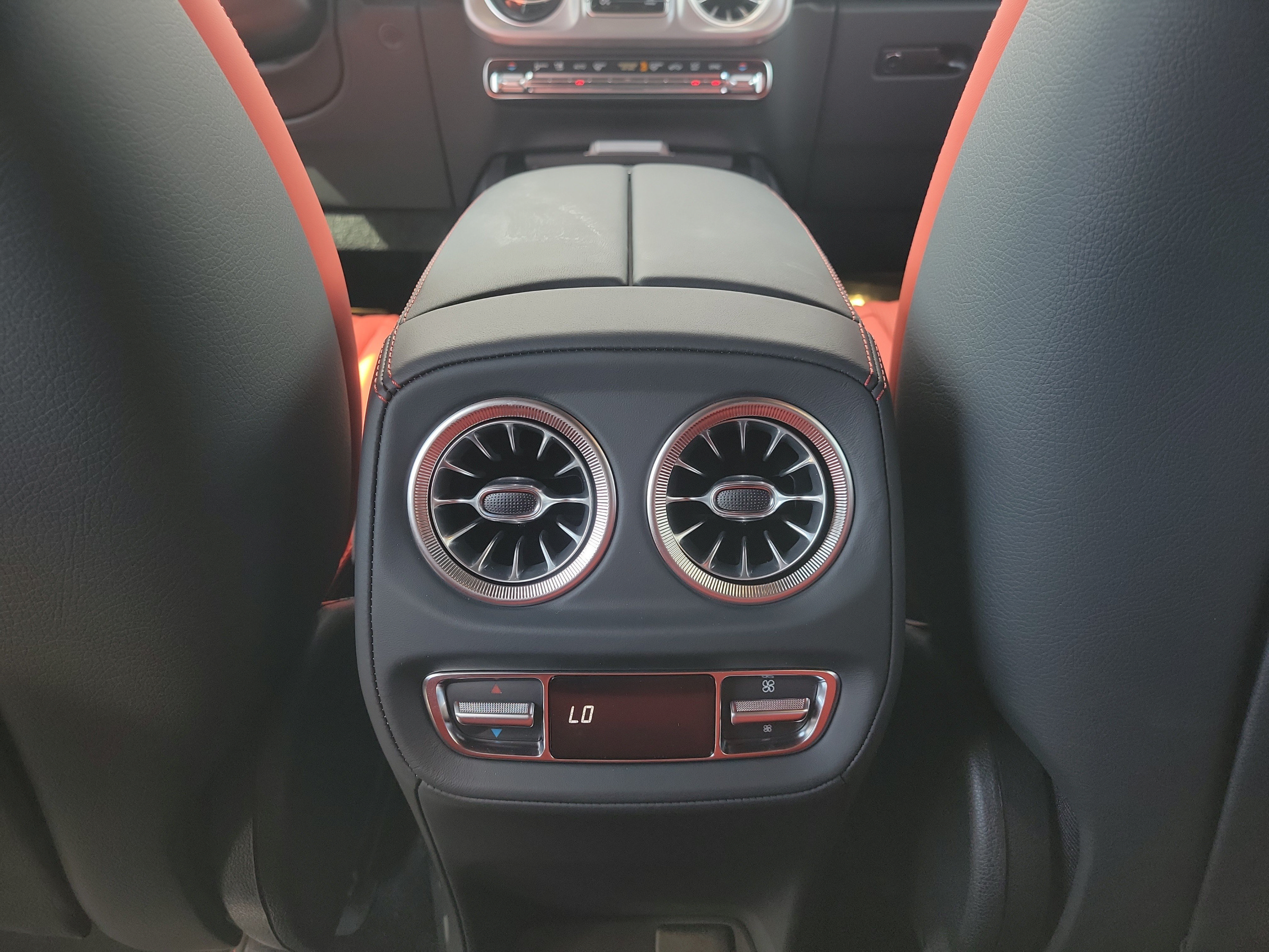 New 2027 Mercedes-Benz G 63 AMG 4MATIC image 9