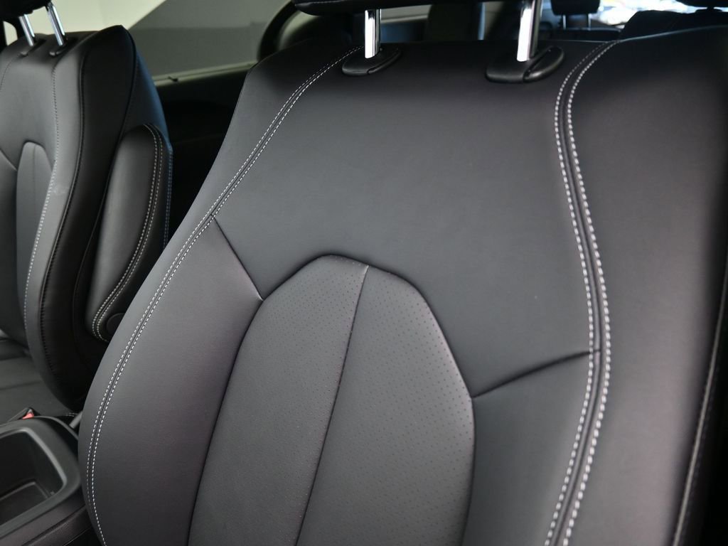 New 2026 Chrysler Voyager LX image 14