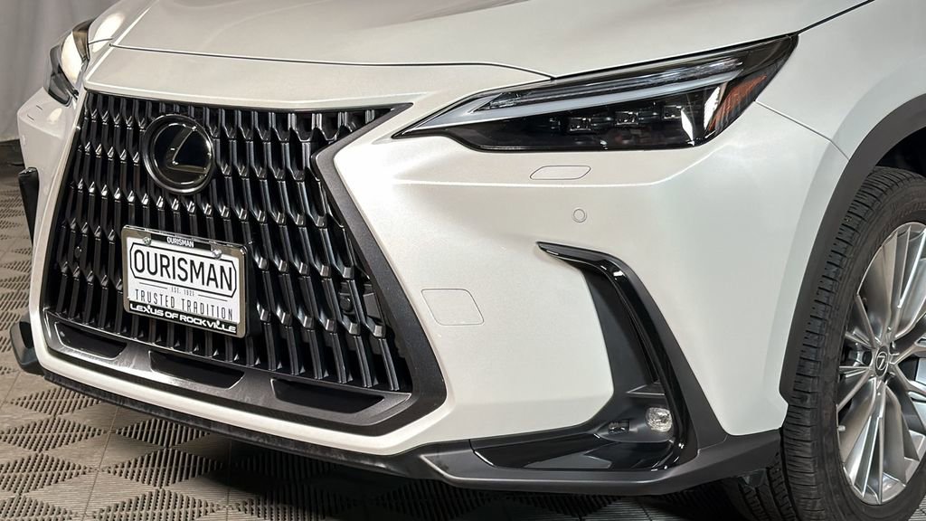 Used 2023 Lexus NX 350 AWD image 3