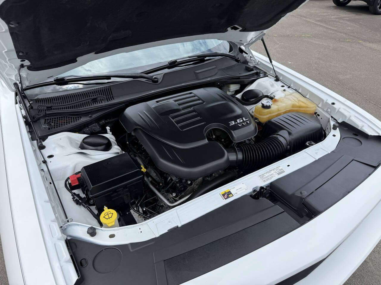 Used 2013 Dodge Challenger SXT RWD image 19