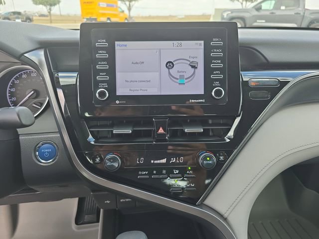 Used 2021 Toyota Camry LE image 19