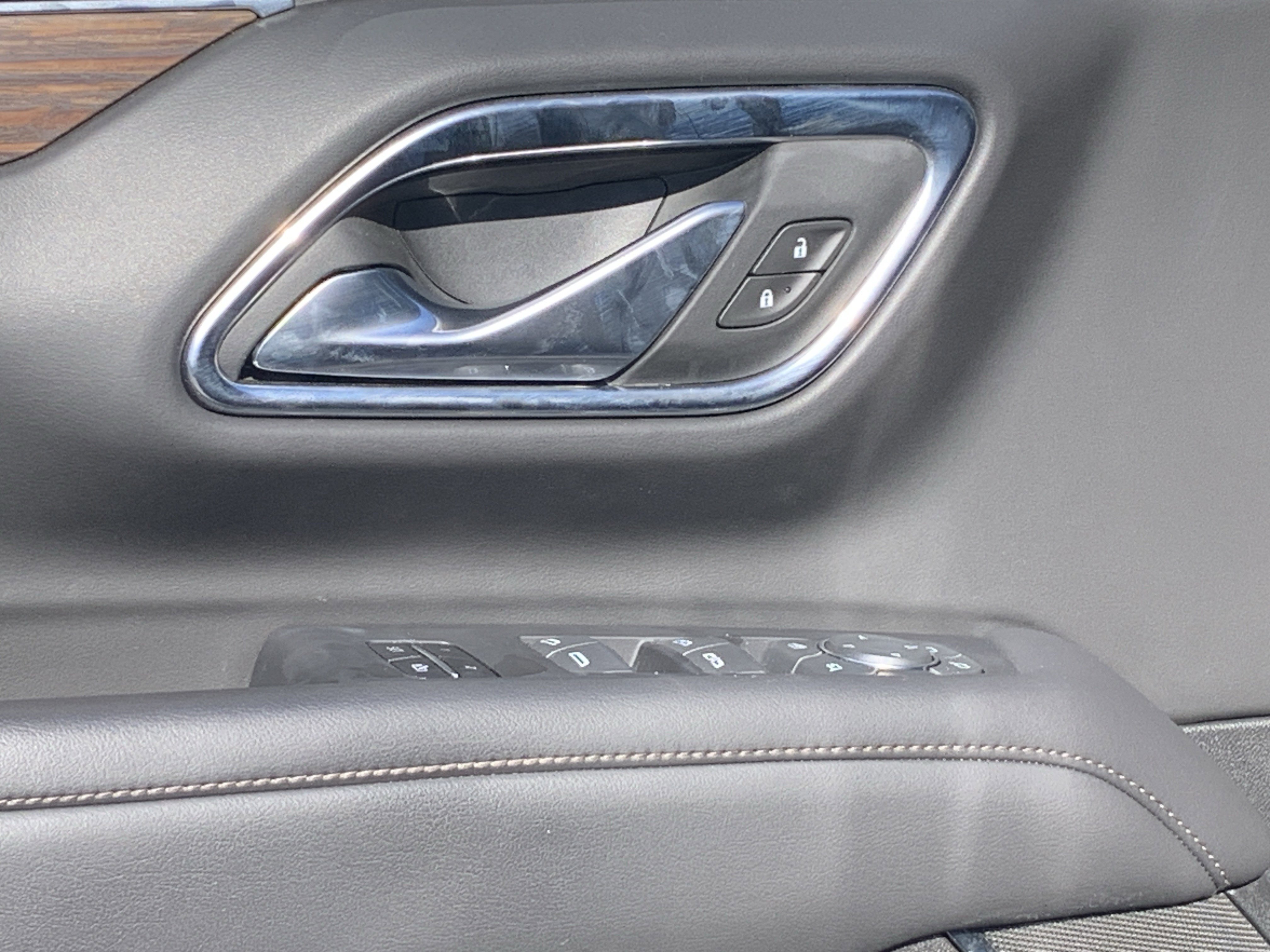 Certified 2024 Chevrolet Suburban High Country w/ Max Trailering Package image 23