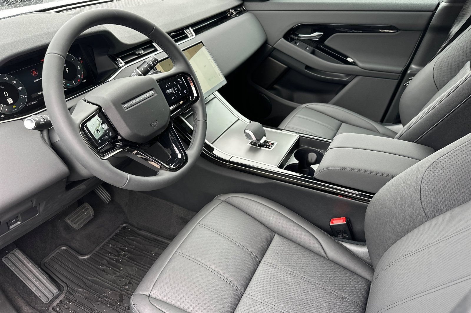 New 2026 Land Rover Range Rover Evoque S AWD/4WD image 10