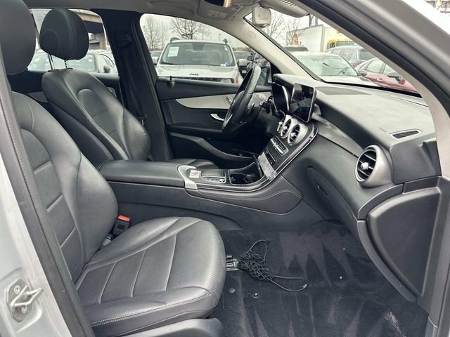 Used 2020 Mercedes-Benz GLC 300 image 10
