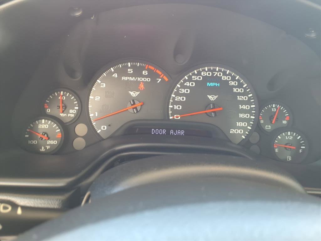 Used 2002 Chevrolet Corvette Convertible w/ Preferred Equipment Group2 image 12