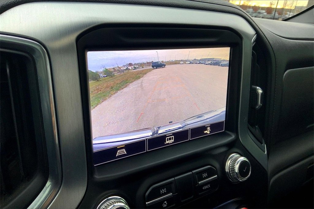 Used 2021 GMC Sierra 1500 SLT image 16