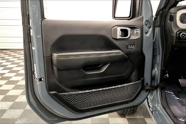 Used 2026 Jeep Wrangler Unlimited Sahara AWD/4WD image 21
