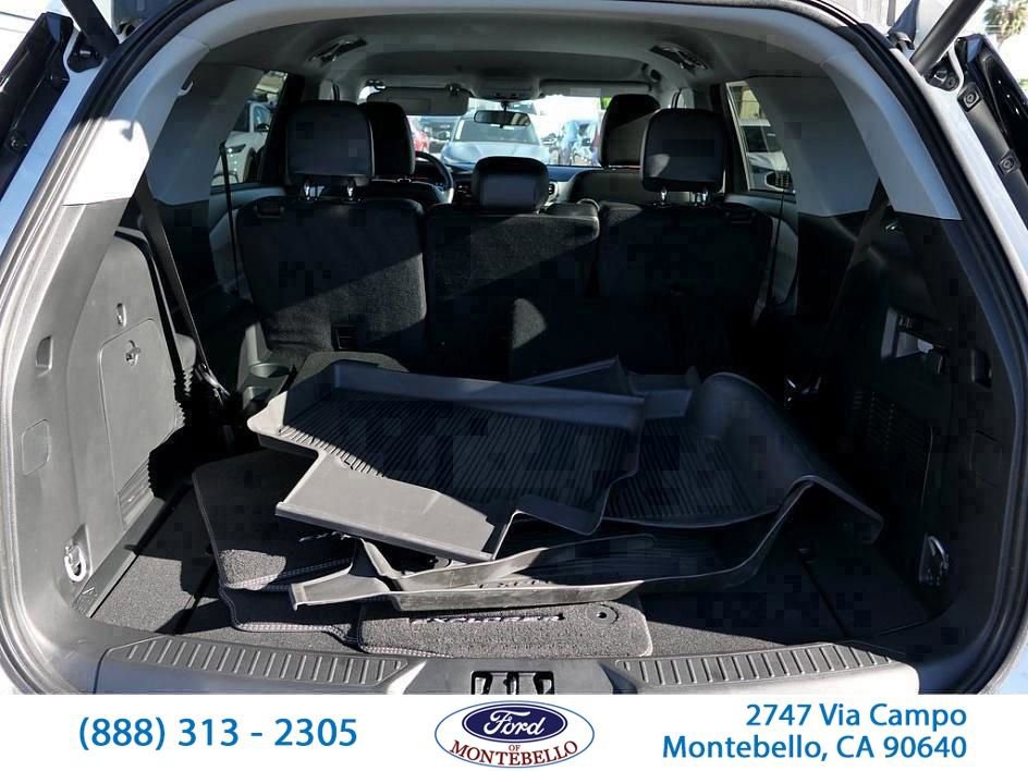 Used 2024 Ford Explorer XLT w/ Equipment Group 202A image 35