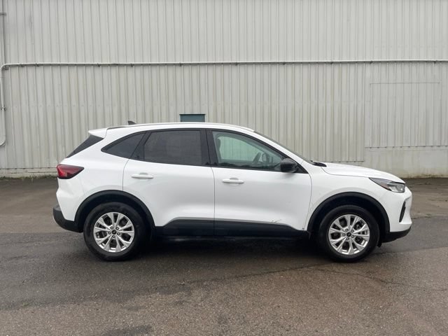 Used 2025 Ford Escape Active AWD/4WD image 4