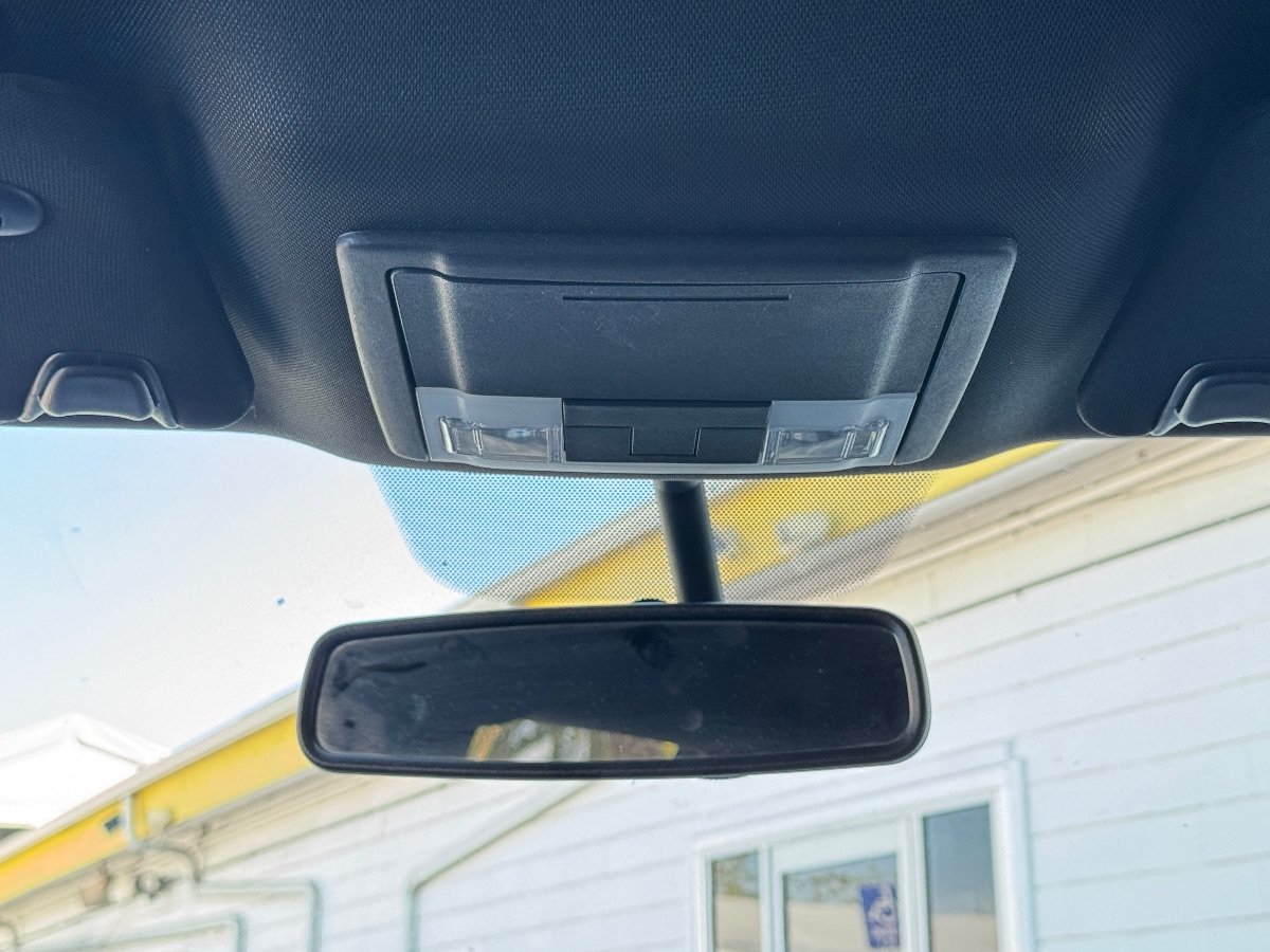 Used 2019 Ford Explorer XLT w/ Equipment Group 202A FWD image 26