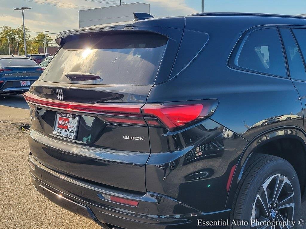 New 2026 Buick Enclave Sport Touring w/ Power Package image 7