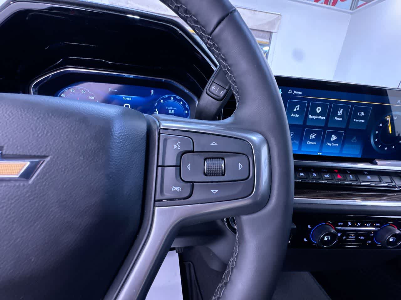 Used 2025 Chevrolet Silverado 1500 LT AWD/4WD image 20
