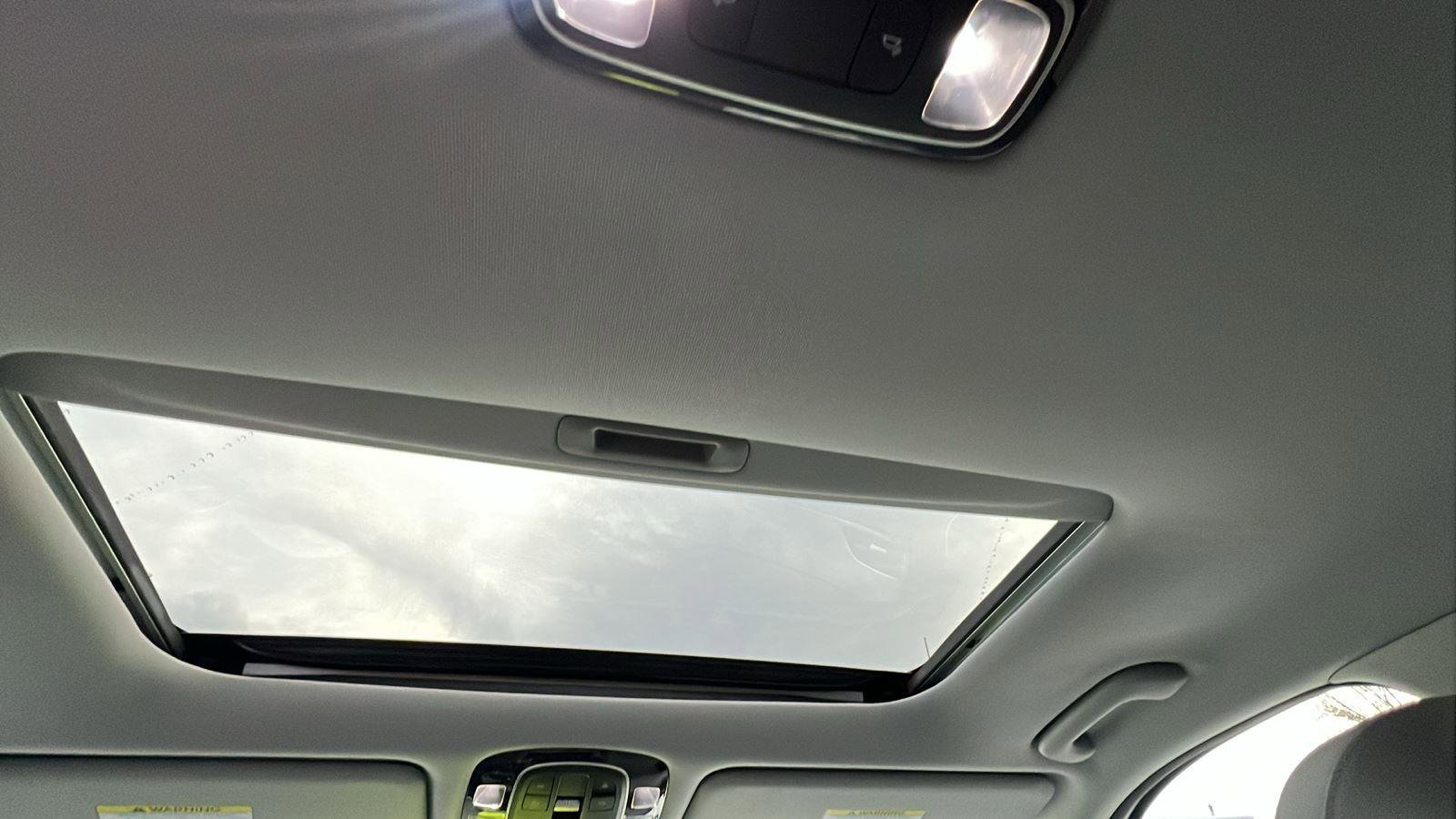 Used 2021 Hyundai Palisade SEL w/ Premium Package image 21