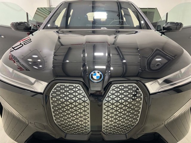 Used 2025 BMW iX xDrive50 image 14