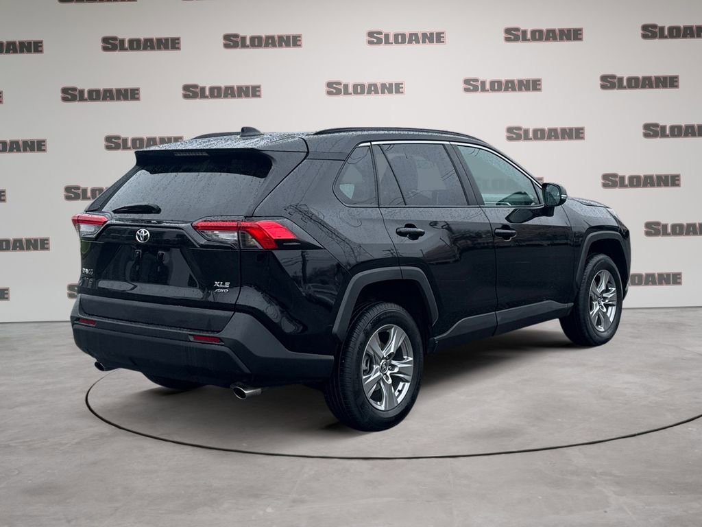 Used 2024 Toyota RAV4 XLE image 5