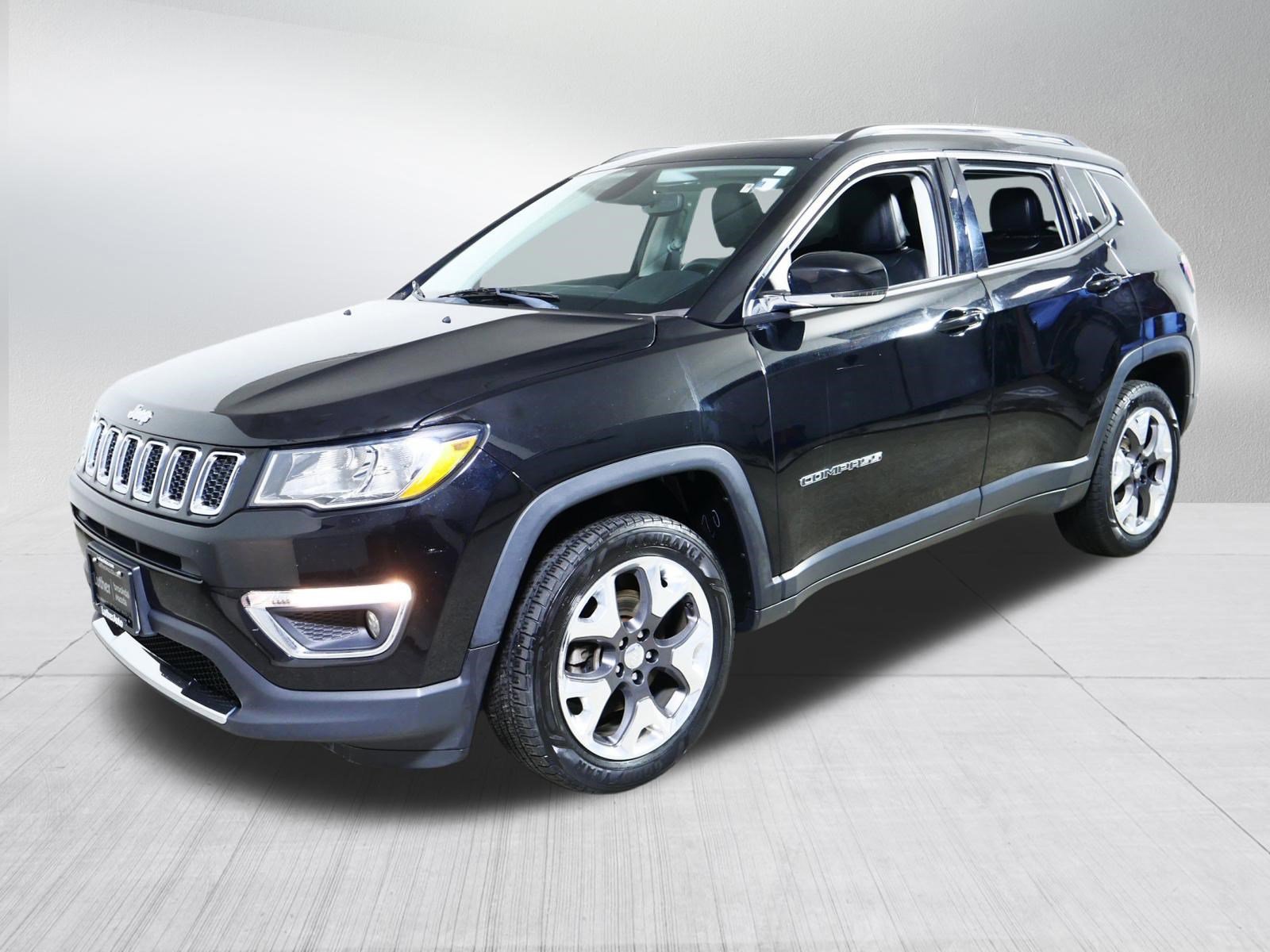 Used 2018 Jeep Compass Limited AWD/4WD image 3