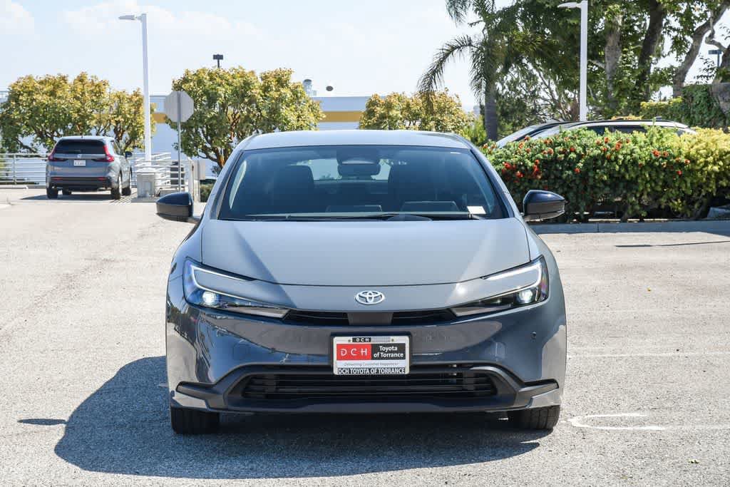Used 2023 Toyota Prius LE FWD image 2