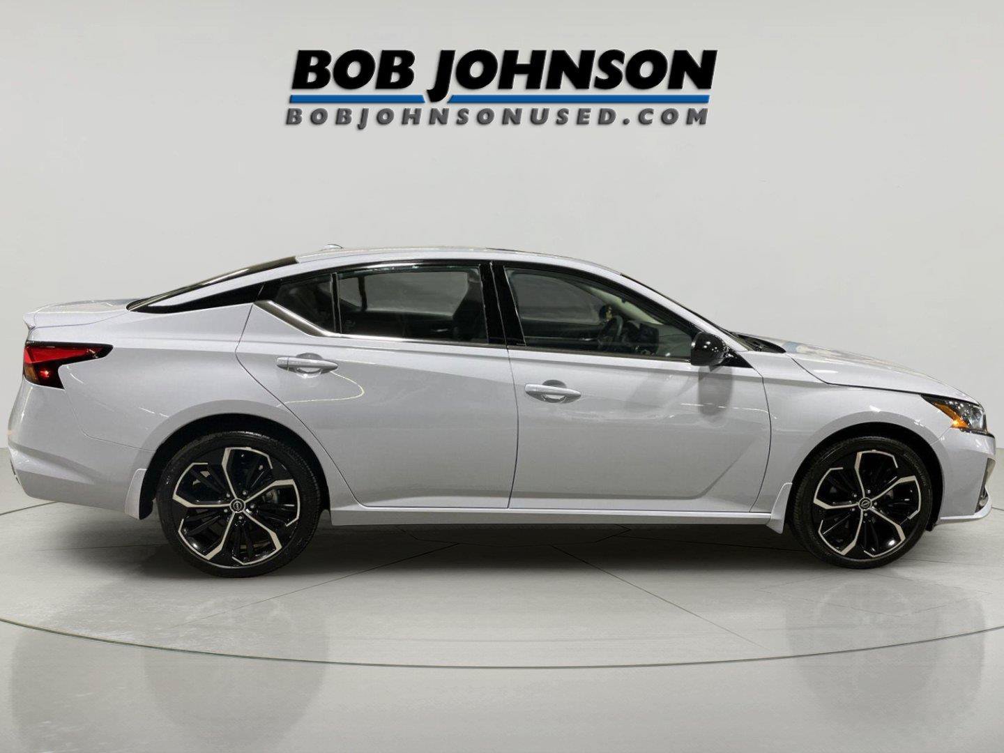 Used 2024 Nissan Altima 2.5 SR w/ SR Premium Package AWD/4WD image 8