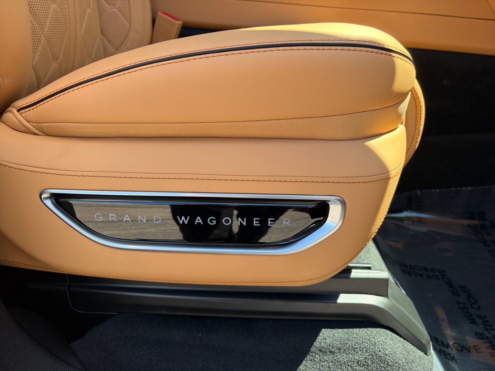 New 2026 Jeep Grand Wagoneer Summit AWD/4WD image 30