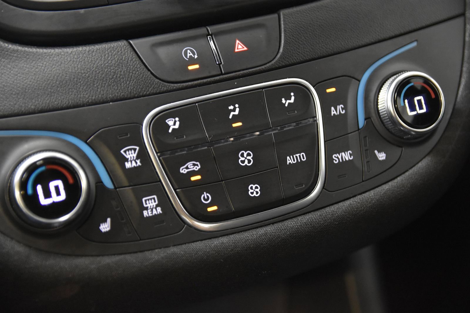 Used 2023 Chevrolet Malibu LT FWD image 25