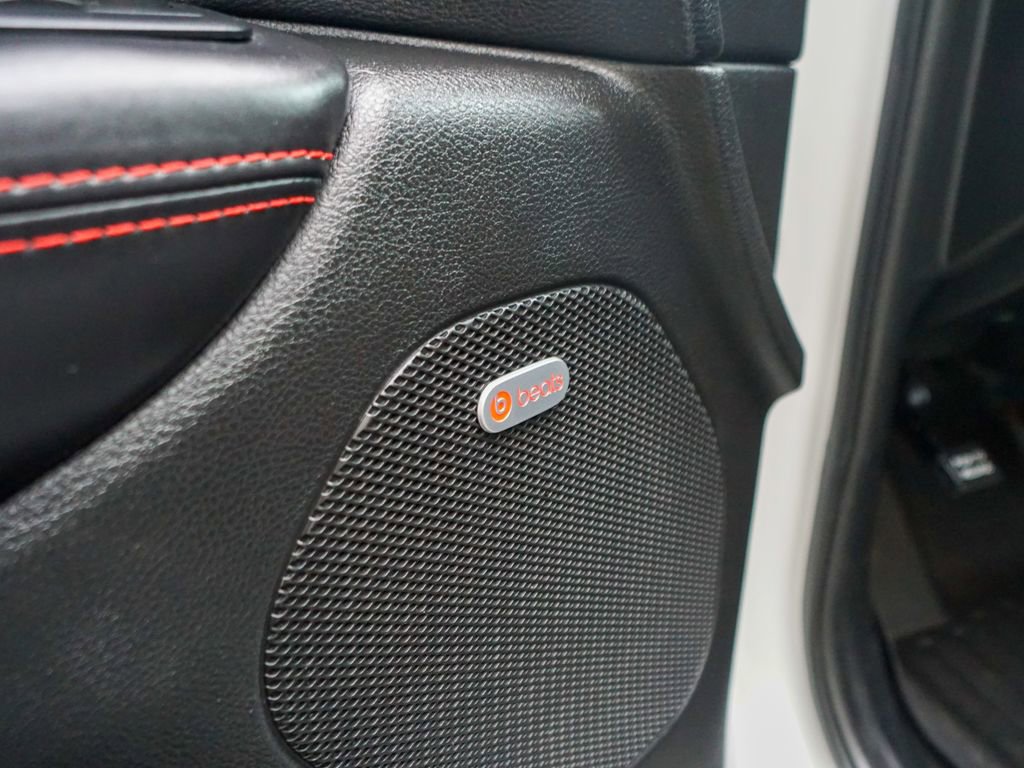 Used 2016 Dodge Durango R/T image 17