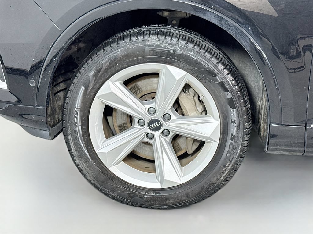 Used 2023 Audi Q7 2.0T Premium Plus w/ Premium Plus Package AWD/4WD image 10