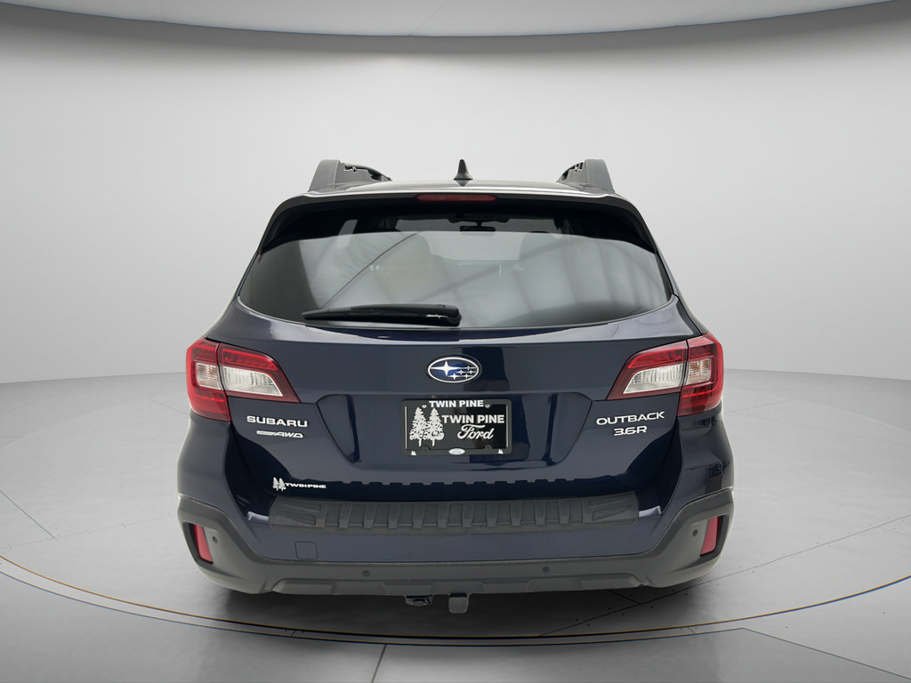 Used 2018 Subaru Outback 3.6R Limited AWD/4WD image 4