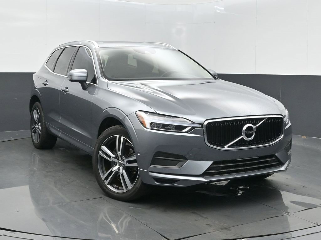 Used 2019 Volvo XC60 T6 Momentum w/ Multimedia Package image 2