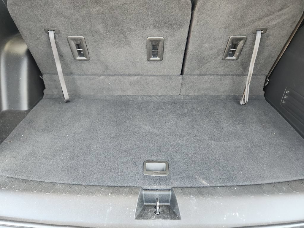 Certified 2021 Chevrolet Traverse LS FWD image 32