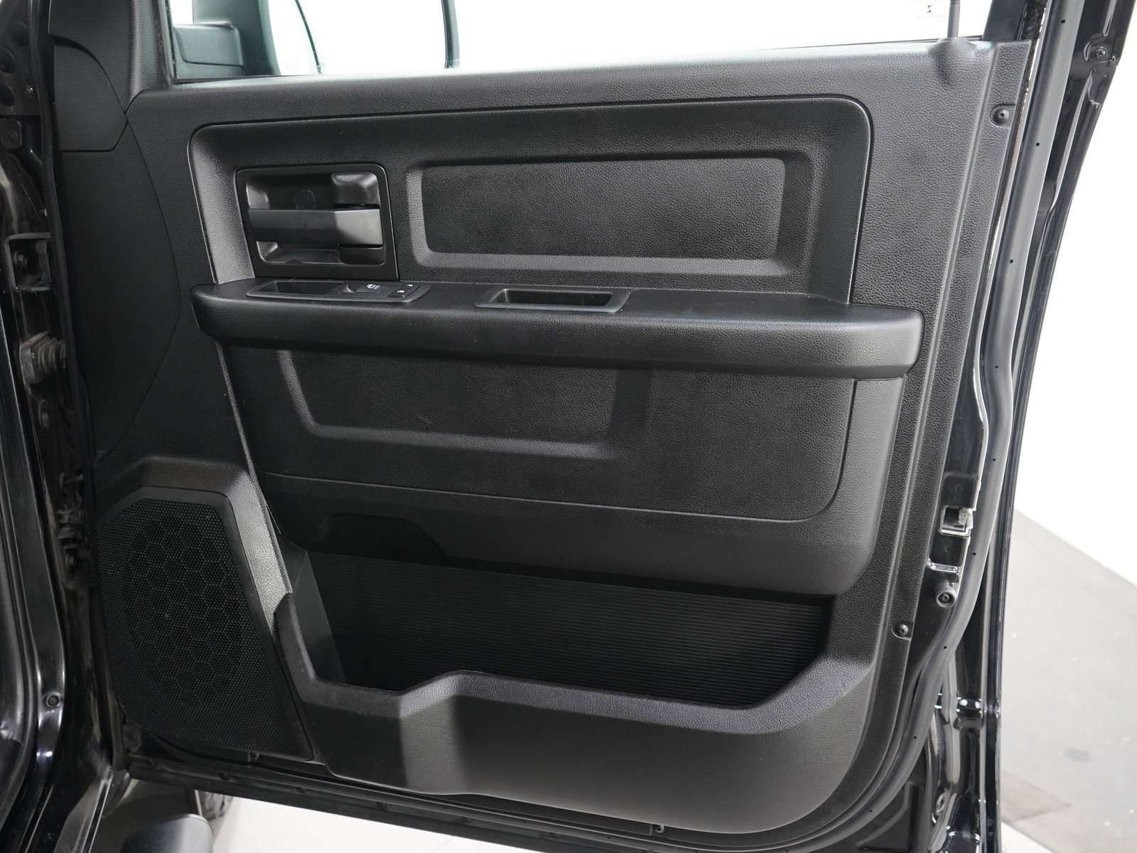 Used 2020 RAM 1500 Express w/ Wheel & Sound Group image 12