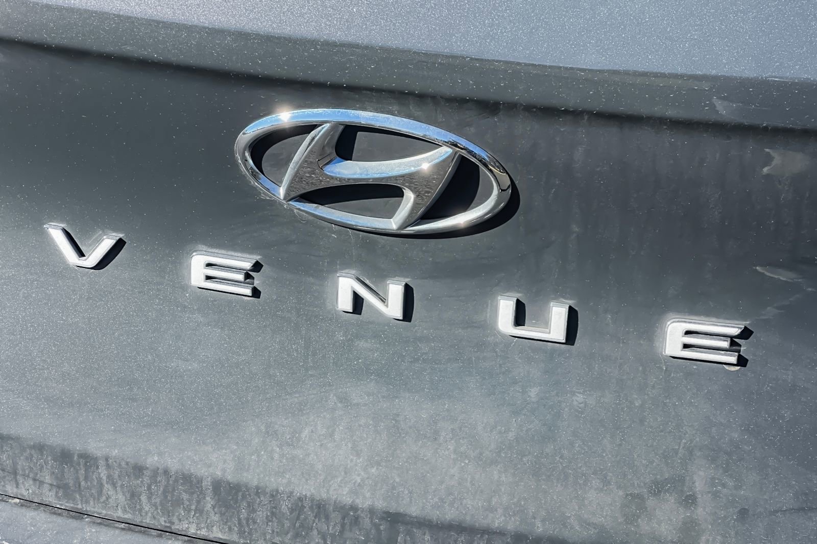 Certified 2025 Hyundai Venue SEL image 39