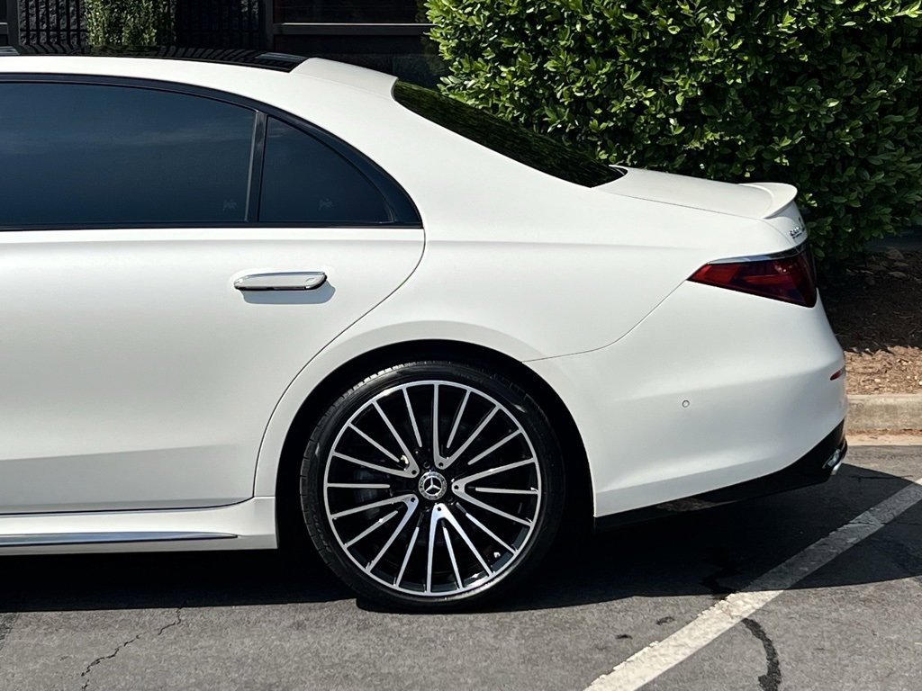 Used 2023 Mercedes-Benz S 580 4MATIC Sedan w/ AMG Line image 11