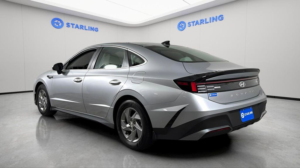 Used 2025 Hyundai Sonata SE image 6