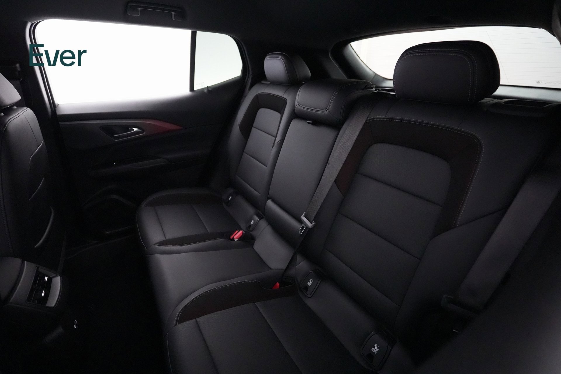 Used 2024 Chevrolet Equinox EV RS image 8