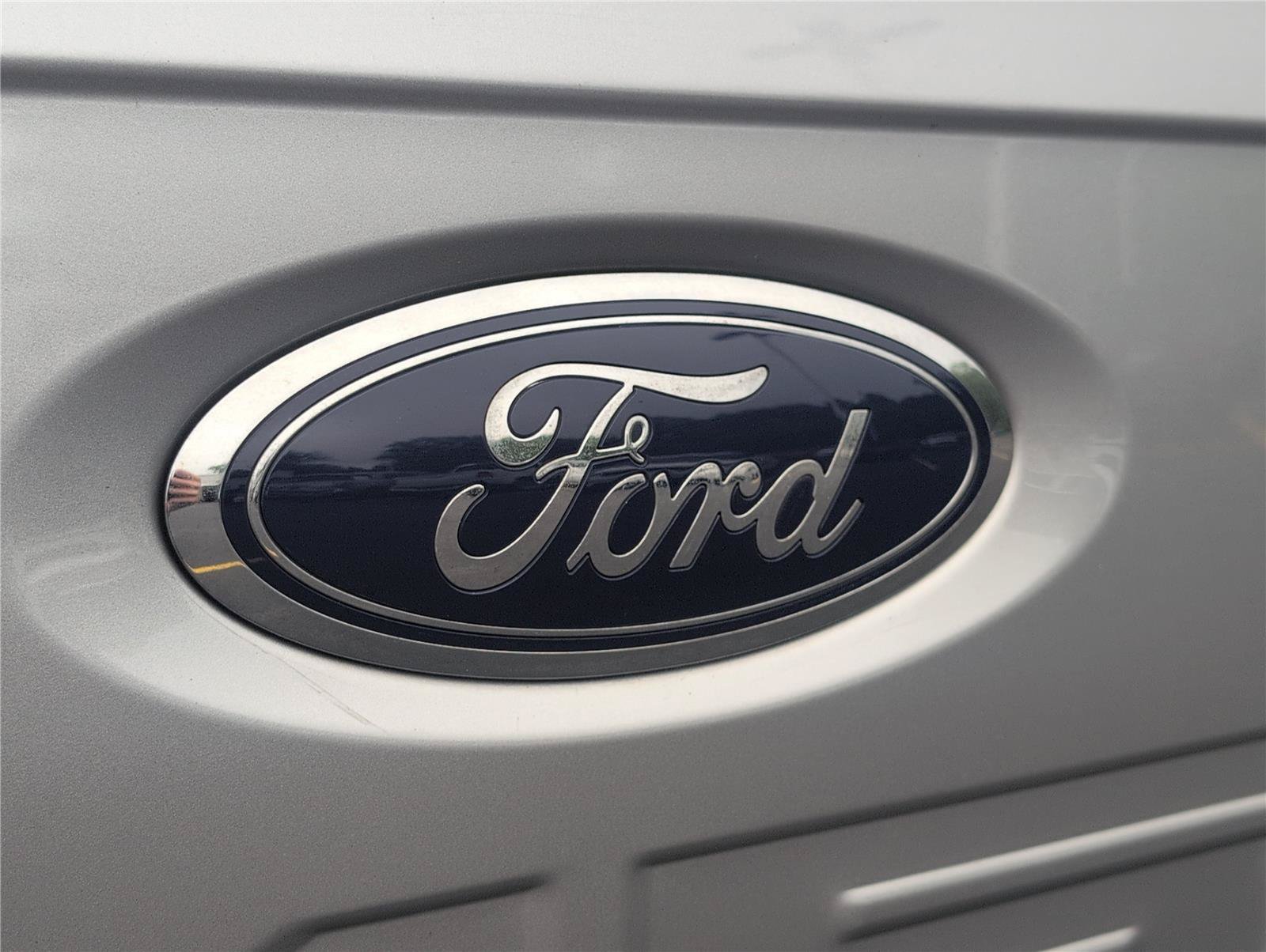 Used 2022 Ford F150 Lariat AWD/4WD image 6
