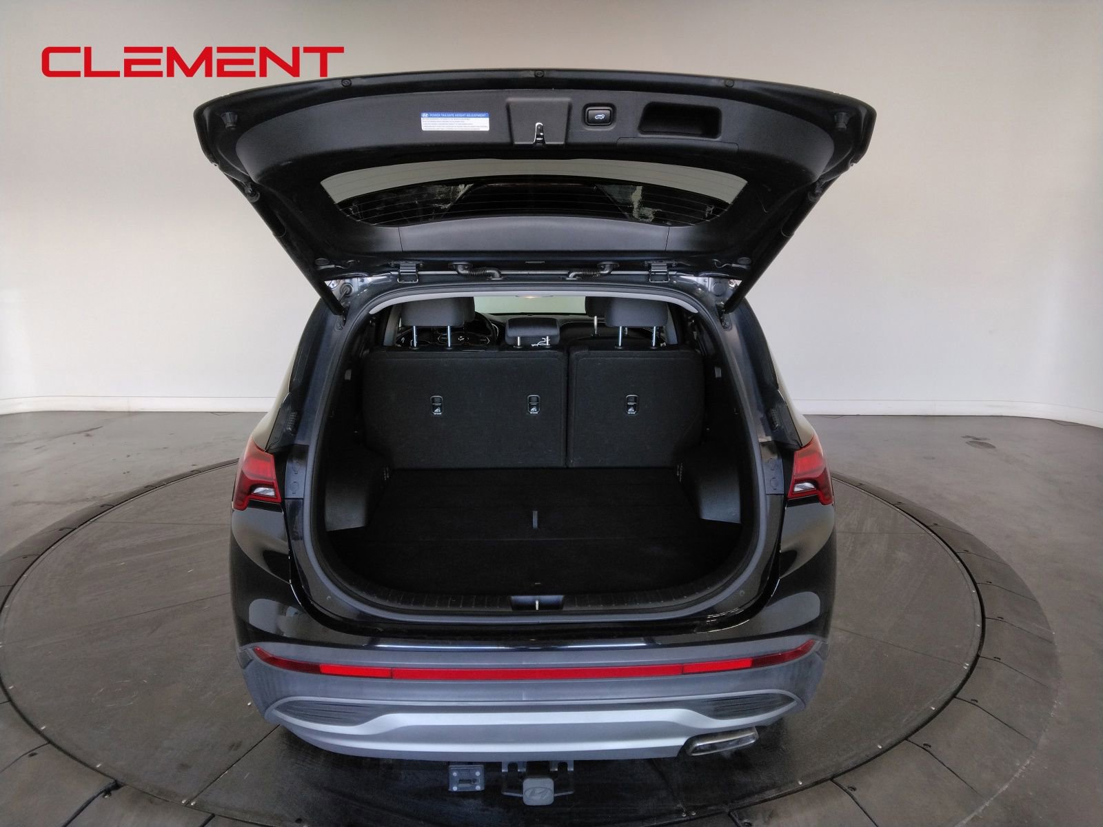 Used 2023 Hyundai Santa Fe SEL image 9