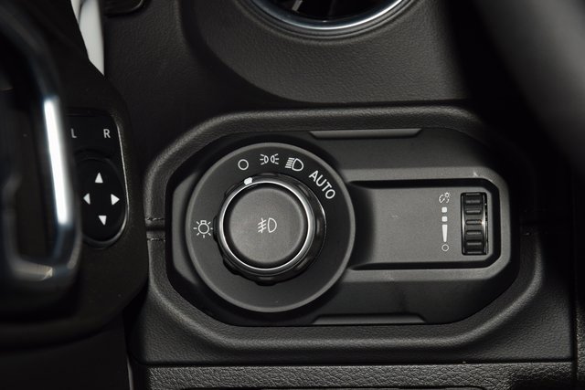 Used 2024 Jeep Wrangler Sahara w/ Safety Group image 35