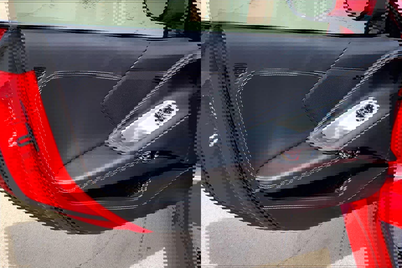 Used 2024 Chevrolet Corvette Stingray Coupe w/ 1LT RWD image 17