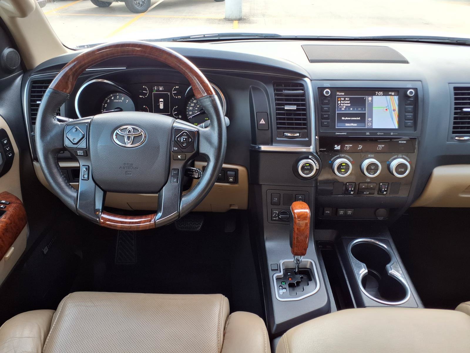 Used 2020 Toyota Sequoia Platinum RWD image 14