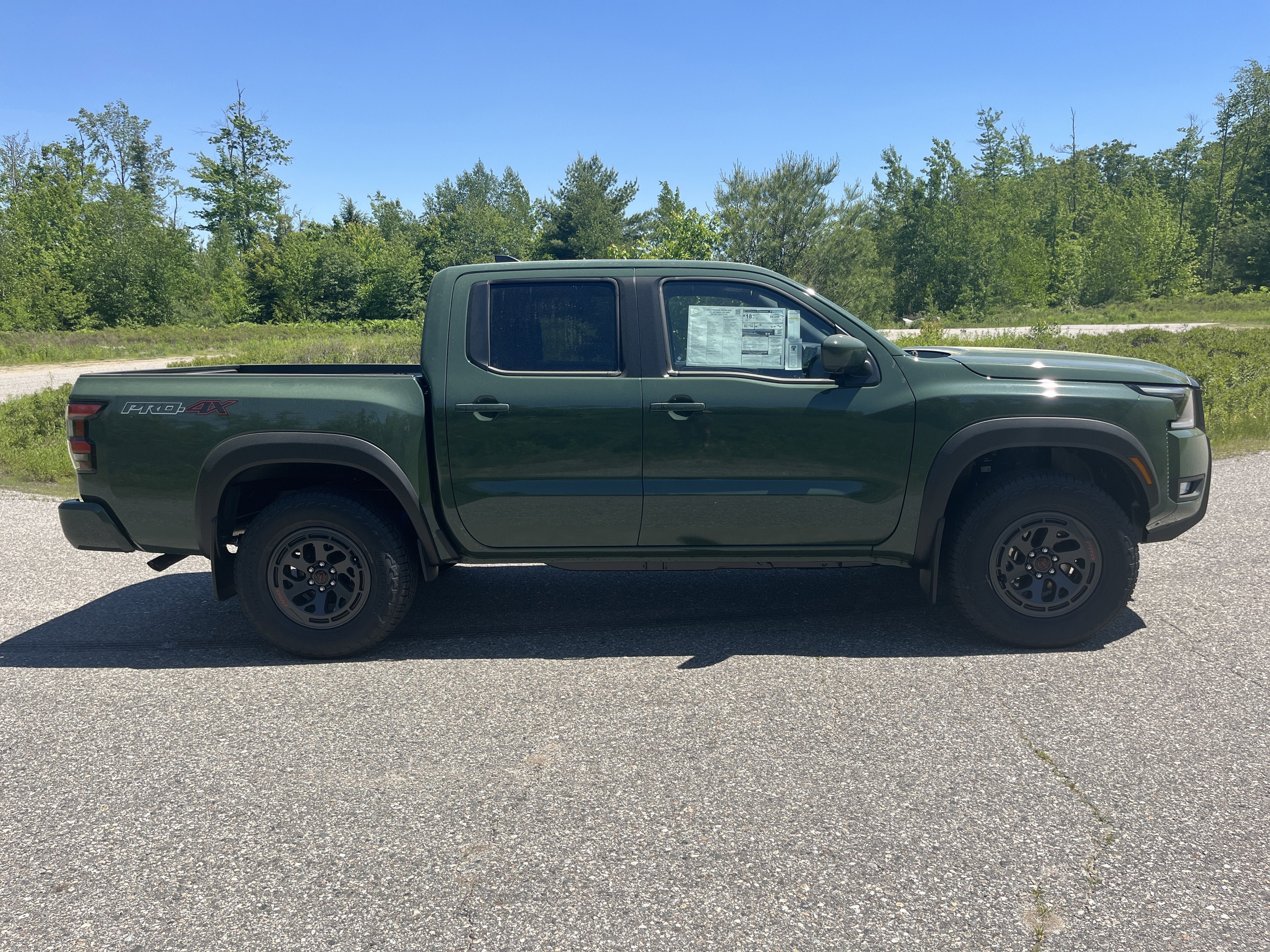 New 2026 Nissan Frontier PRO-4X w/ Pro-4x Convenience Package AWD/4WD image 8