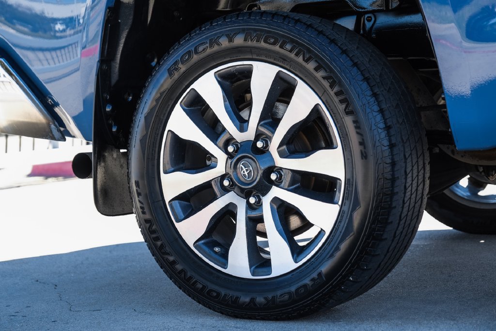 Used 2020 Toyota Tundra Limited RWD image 63