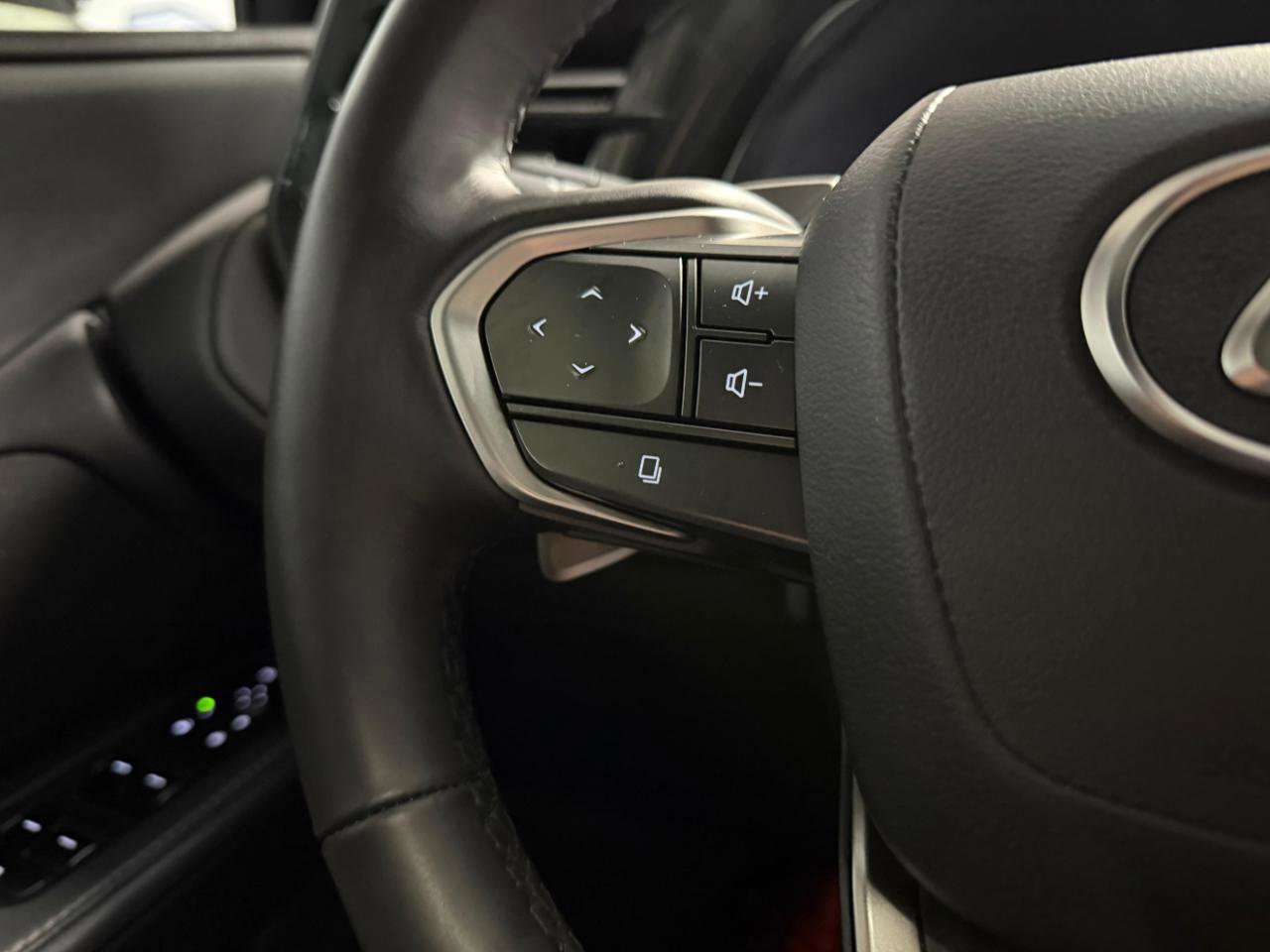 Used 2024 Lexus TX 350 AWD image 37