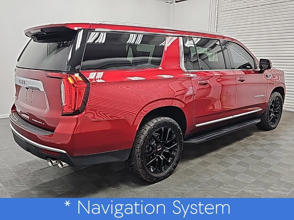 Used 2022 GMC Yukon XL Denali image 9