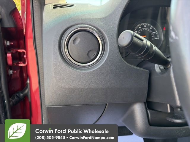 Used 2014 Jeep Patriot Latitude AWD/4WD image 13