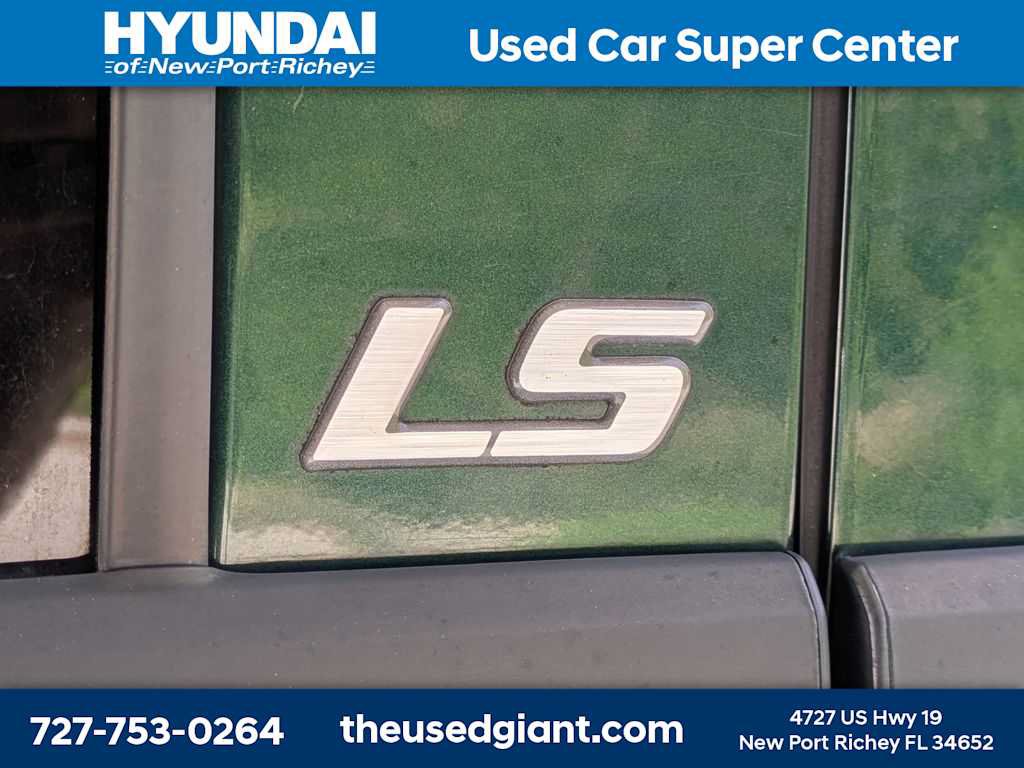 Used 2003 Chevrolet TrailBlazer LS w/ Preferred Equipment Group AWD/4WD image 13
