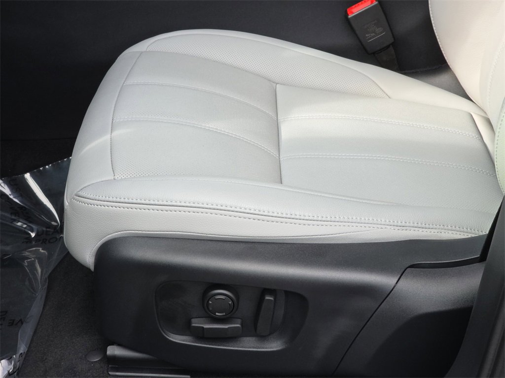 New 2026 Land Rover Range Rover Evoque S image 29